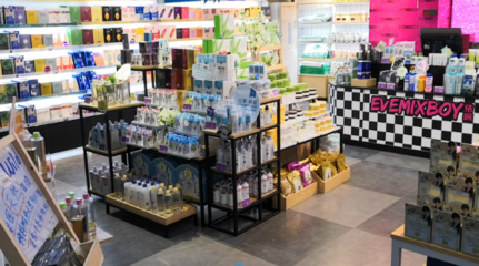 EVEMIXBOY依媧化妝品加盟店堅持強大加盟模式發(fā)展經(jīng)營,實力占據(jù)不錯化妝品市場